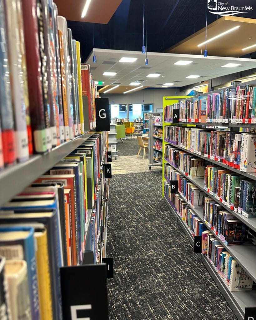 A peek inside the Westside Community Center Library Annex, a welcoming extension of the New Braunfels Public Library. Credit: @nbpltx via Instagram