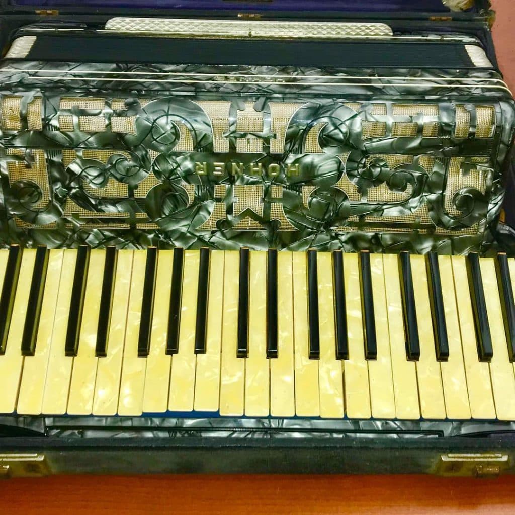 A 1950s Horner accordion from the Brehmer family—one of the musical treasures preserved at the Sophienburg Museum. Credit: @sophienburg via Instagram