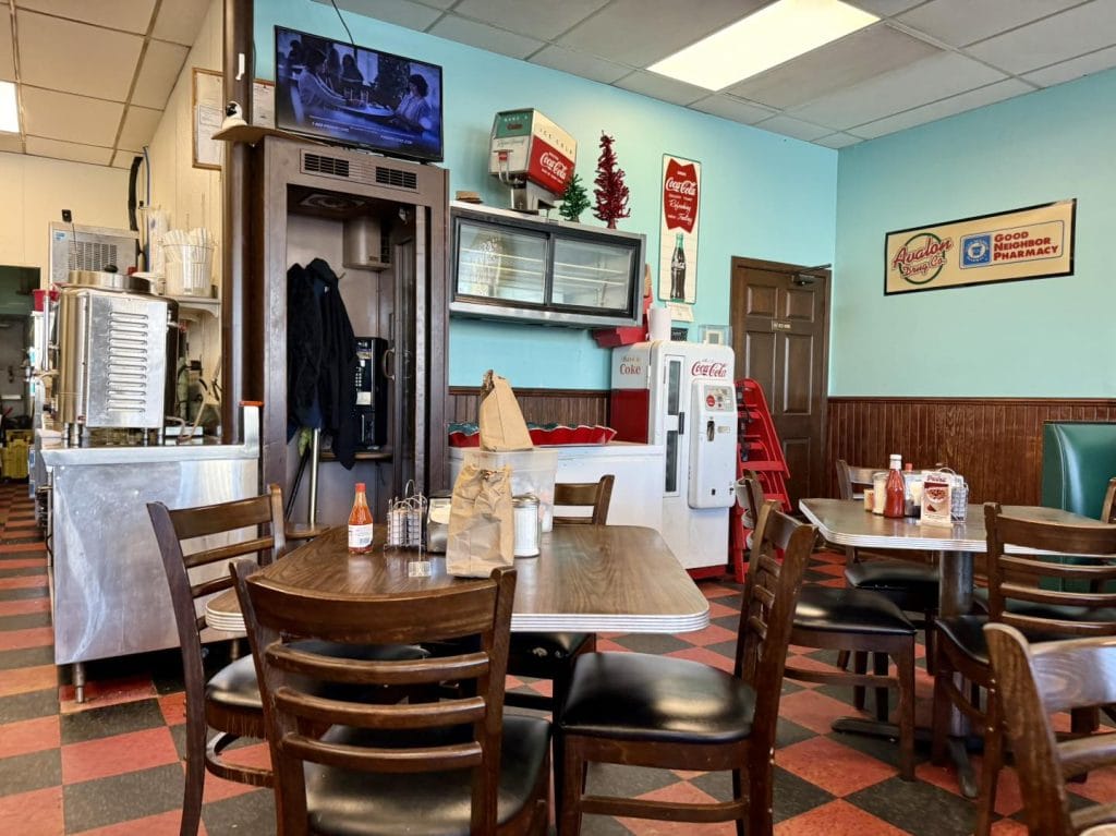 A look into the classic diner interior at Avalon Diner. Credit: @houstonhistoricretail via Instagram