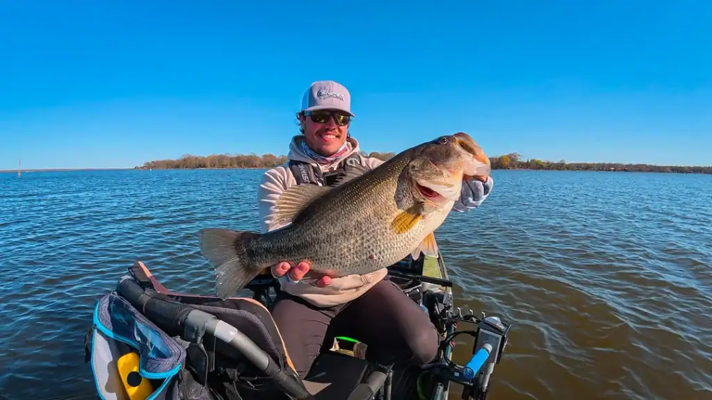 An impressive 8-pound bass landed at Lake Fork Reservoir, a hotspot for trophy catches in Texas. Credit: u/BEtheFish97 via r/bassfishing