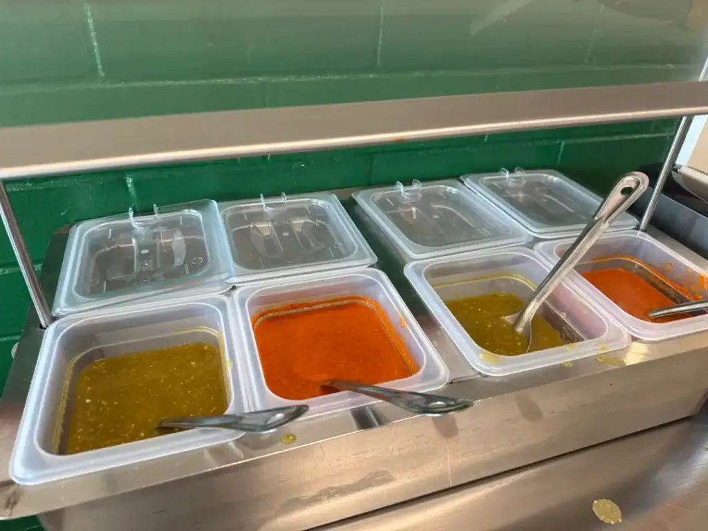 You already know it’s about to be good when the sauce selection looks like this. Credit: u/therealnunner via r/austinfood