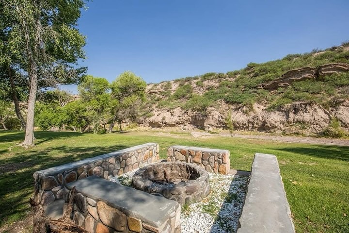 Gather around the outdoor firepit at Chinati Hot Springs. Warmth, views, and memorable moments with loved ones. Credit: @chinatihotsprings via Instagram