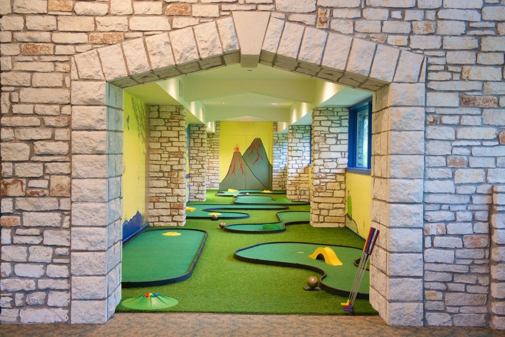 An indoor mini golf course provides fun for the whole family. Credit: Lakeway Resort and Spa