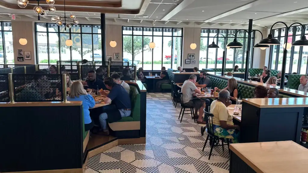 Katz’s bistro interior features spacious booths and a welcoming vibe for diners around the clock. Credit: jean lodul