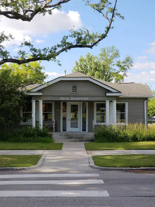 The Menil Bookstore façade invites art lovers to explore shelves filled with creative inspiration. Credit: Joe Rozario