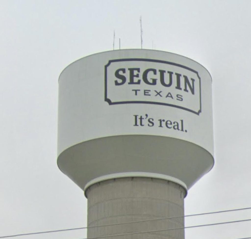 The water tower in Seguin proudly displays the city’s name. Spotting these towers is practically a Texas tradition — one glance up and you know exactly where you are. Credit: u/MrBeans_Of_America via r/texas