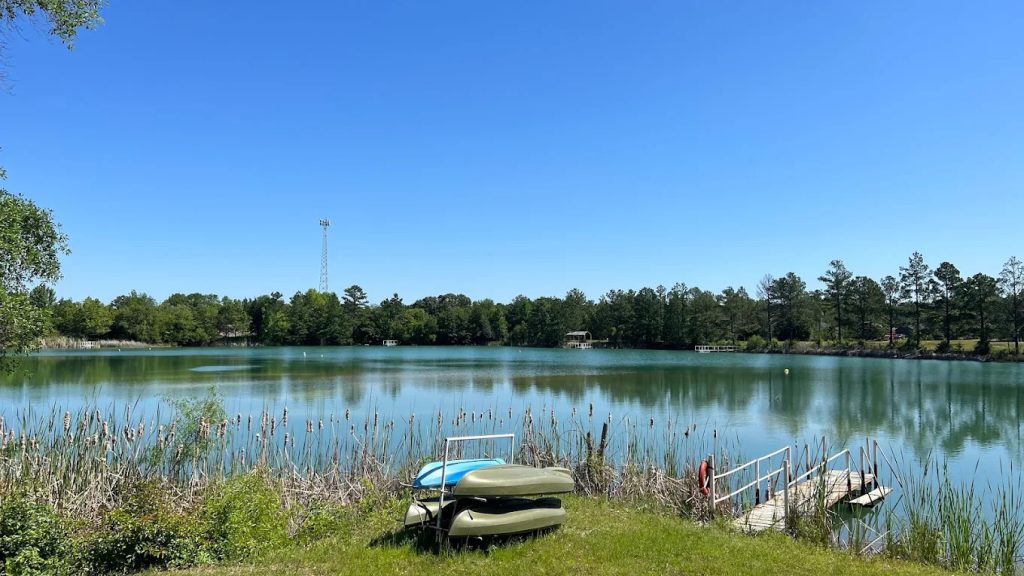 Kayaks are available for rent, offering a relaxing alternative for those not scuba diving. Credit: Athens Scuba Park