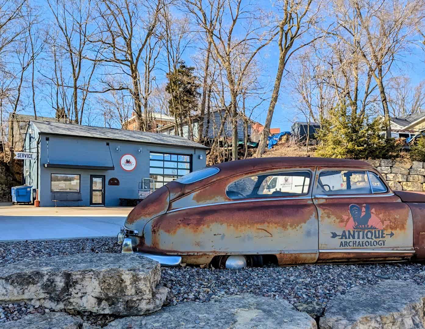 Antique Archaeology and its vintage car in Le Claire, Iowa