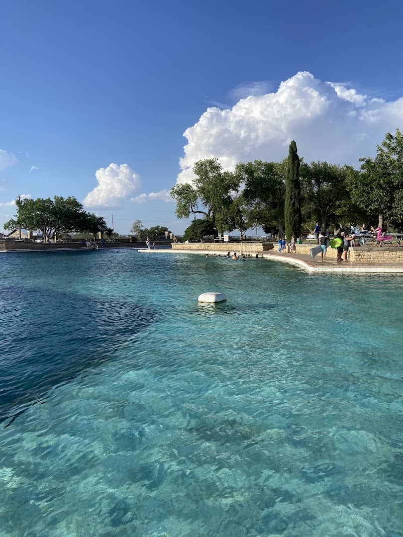 Clear spring-fed swimming pool at Balmorhea State Park in Toyahvale, Texas