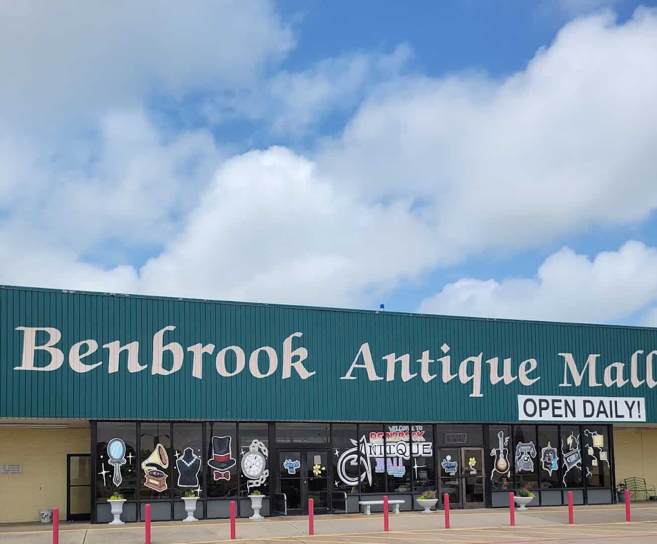Storefront sign at Benbrook Antique Mall in Benbrook, Texas