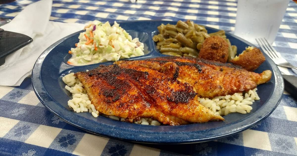 This Small-Town Texas Restaurant Serves Catfish So Legendary People Drive an Hour for a Plate