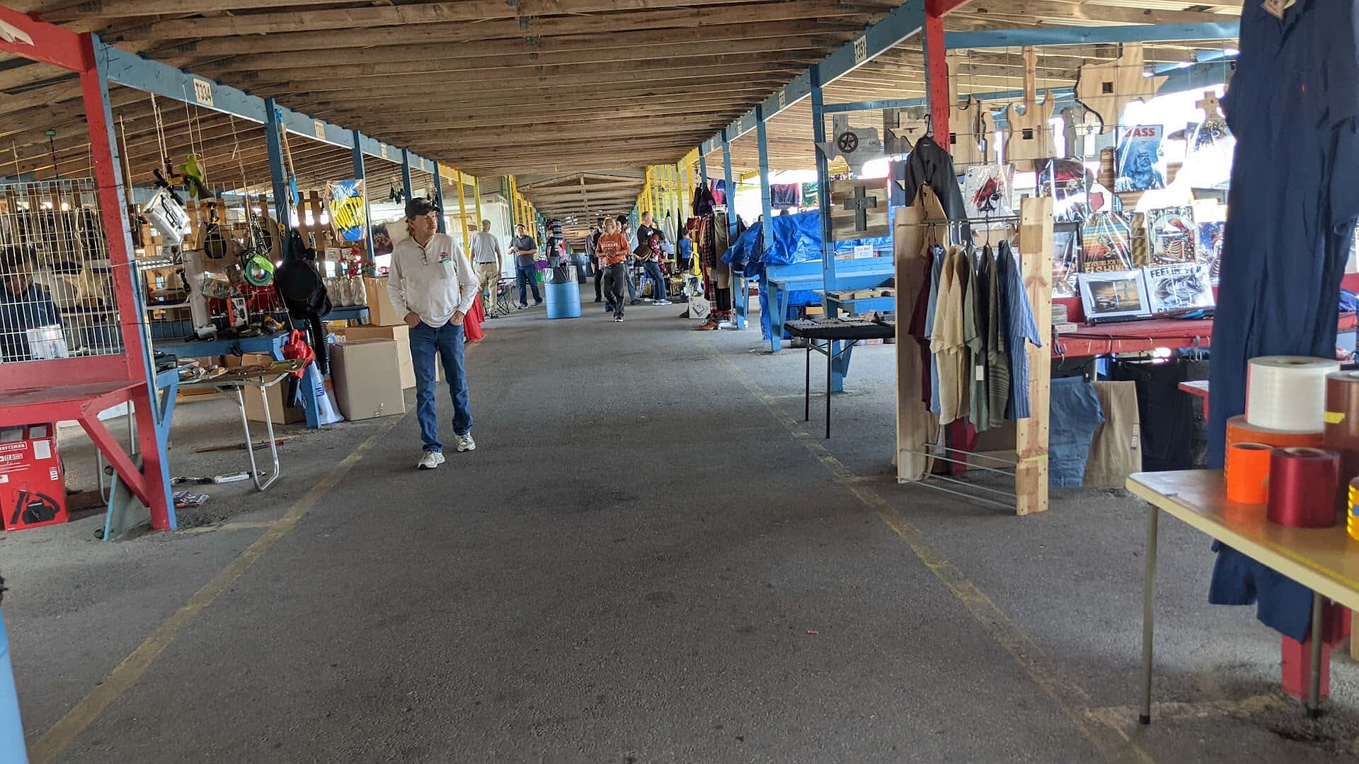 Bussey's Flea Market covered aisle in Schertz