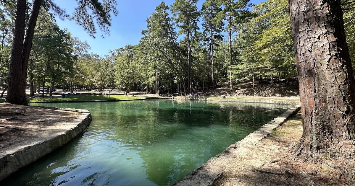 This Hidden East Texas Spring Has Crystal-Clear Water and a Wonderfully Laid-Back Pace