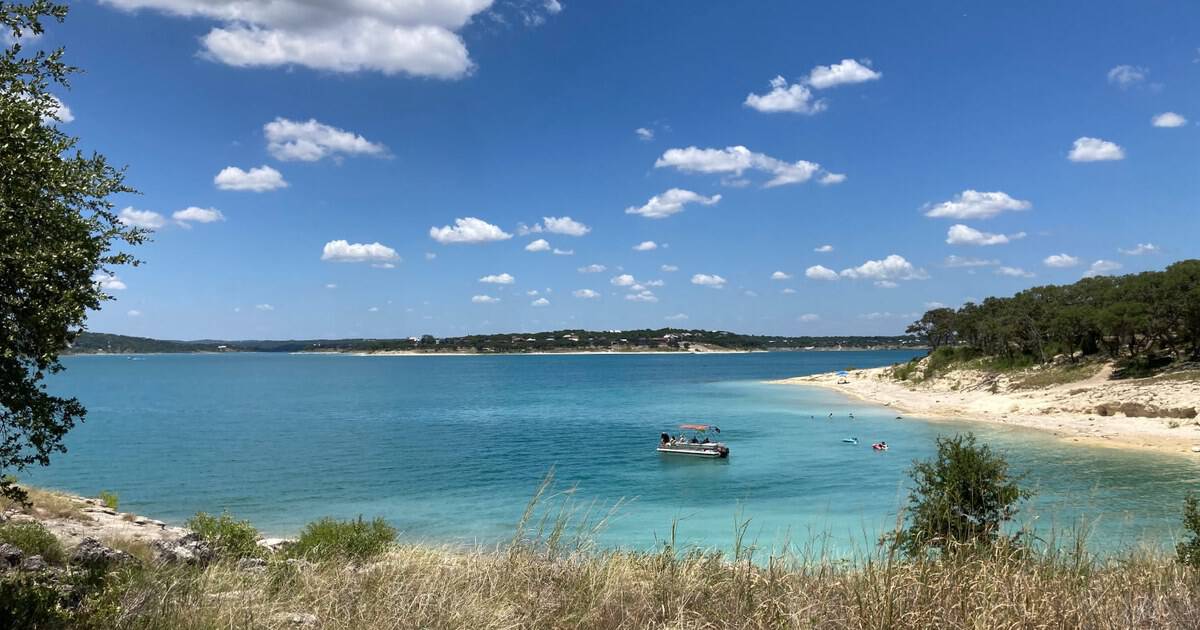 This Crystal-Clear Texas Lake Is So Bright You Can See Straight to the Bottom