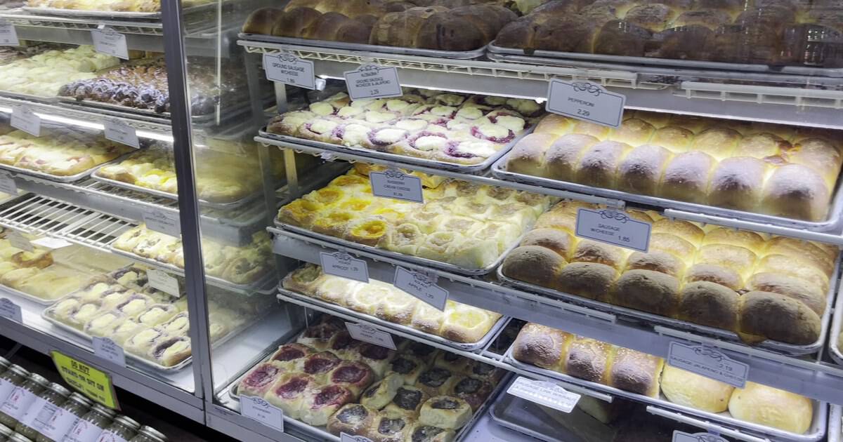 This Beloved Texas Bakery Is a 24-Hour Kolache Institution