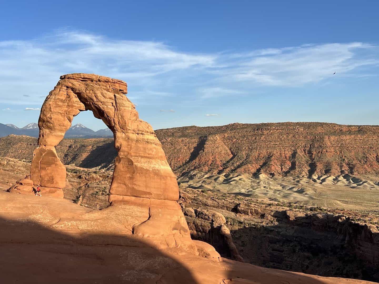 Delicate Arch framing the landscape in Arches National Park near Moab, Utah