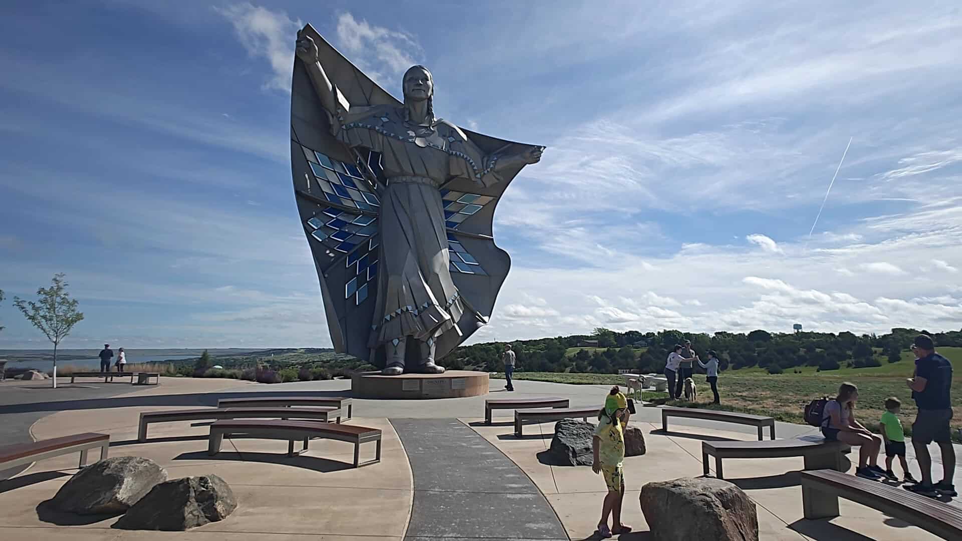 Dignity of Earth and Sky statue in Chamberlain, South Dakota