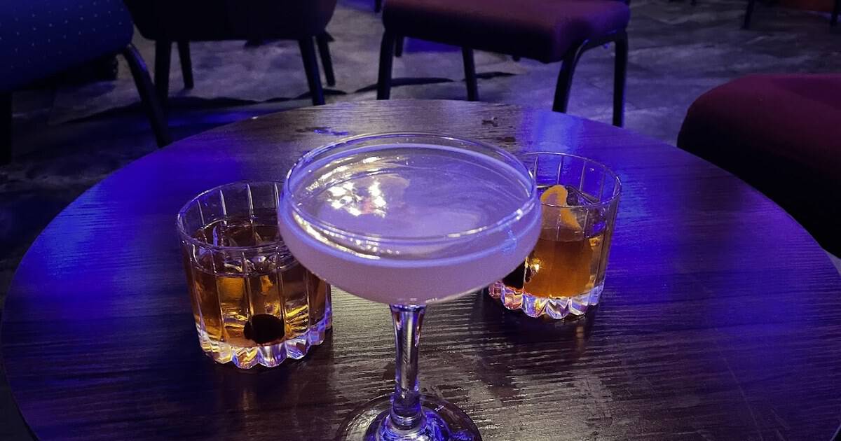 This Secret Texas Speakeasy Is Hidden Behind an Out of Order Washing Machine