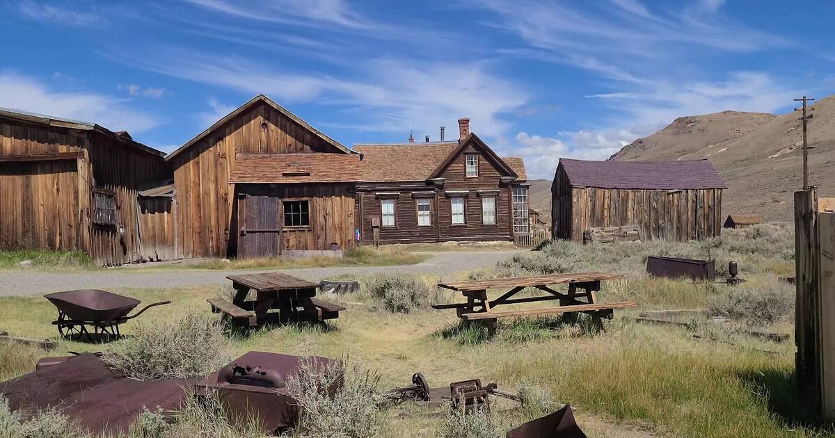 12 Eerie Ghost Towns in America Worth Exploring