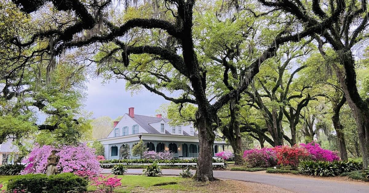 10 Real Haunted Houses in the USA You Can Visit
