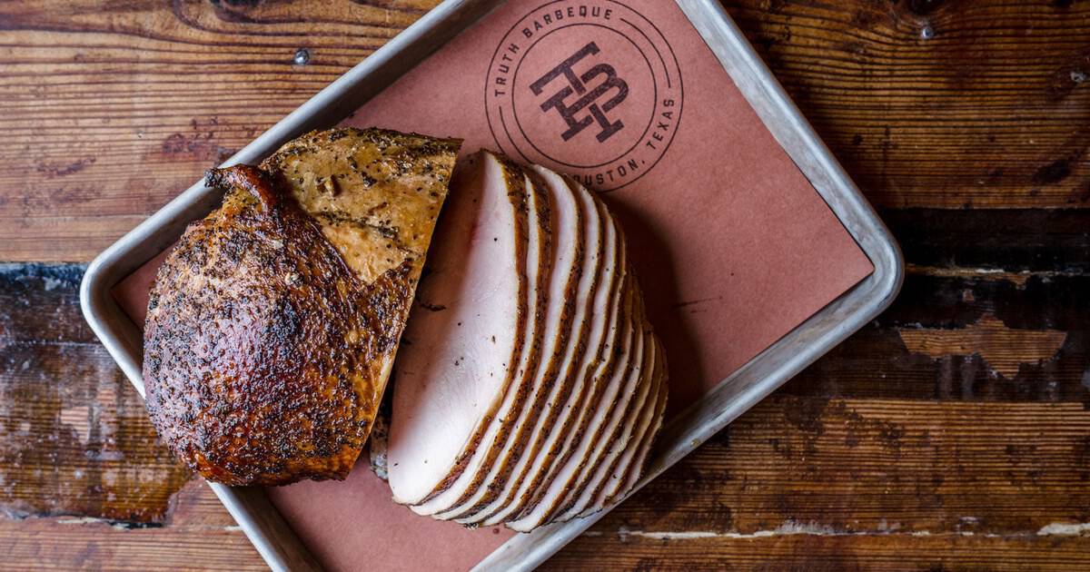 This Unassuming Texas Roadside Pit Is Selling Out of Brisket Before Noon