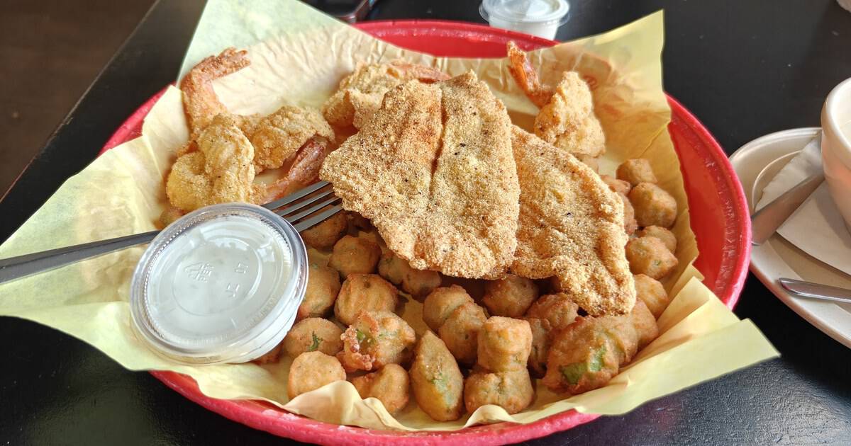 This Humble Little Texas Seafood Joint Is Frying Up Some of the Best Catfish in the State