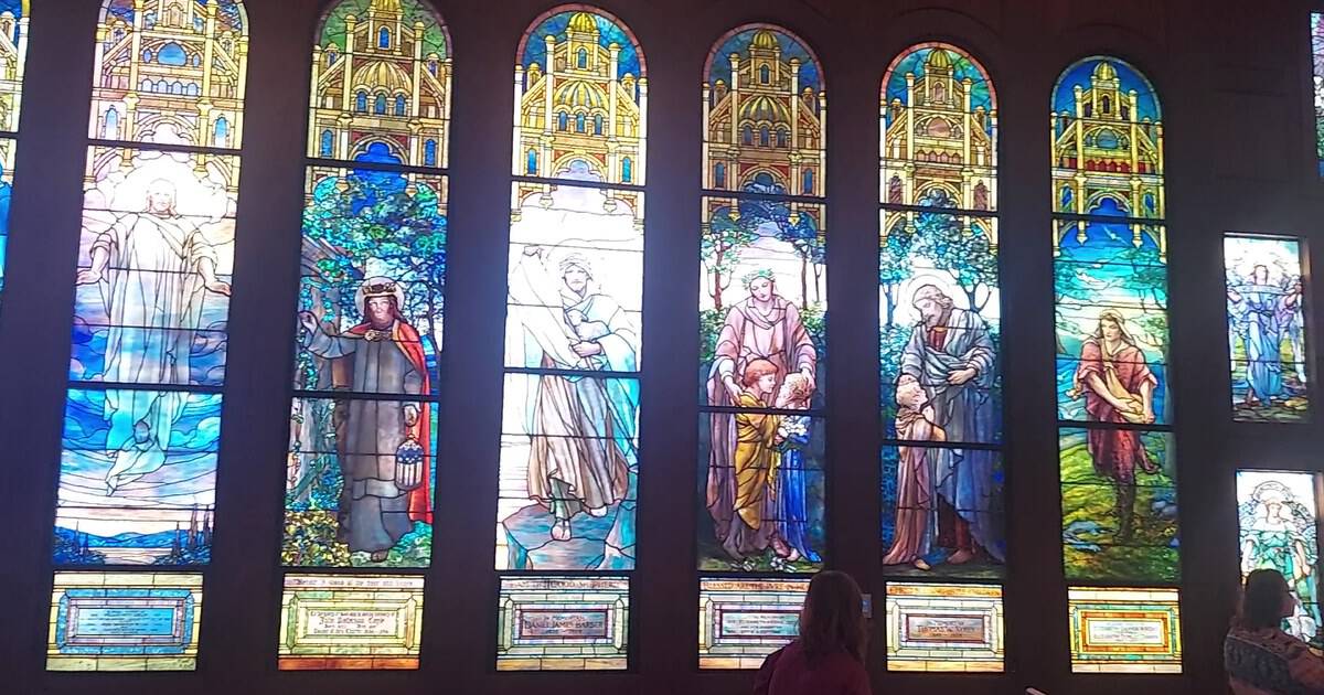 This Luminous Texas Museum Lets You Wander Through Hundreds of Rescued Stained Glass Windows