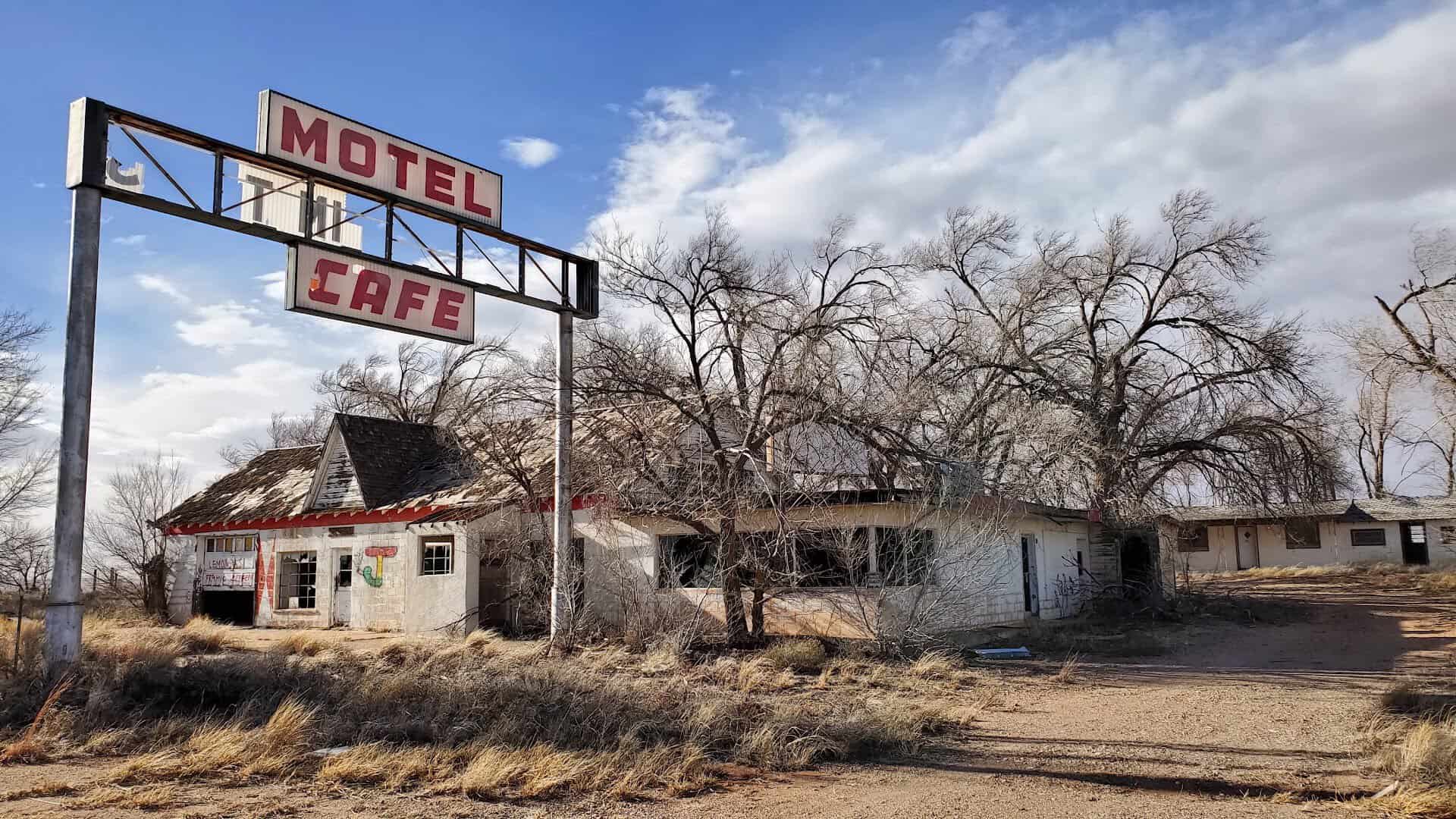 Abandoned Route 66 motel and cafe at the Glenrio ghost town in Texas