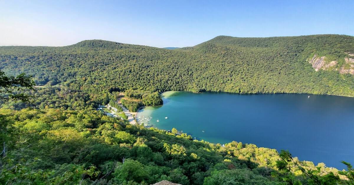 10 Hidden Gem Lakes in America for a Quiet Escape