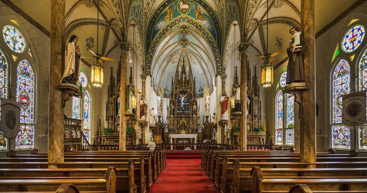 This Tiny Central Texas Town Hides a Sky-Blue Ceiling Scattered With Gold Stars