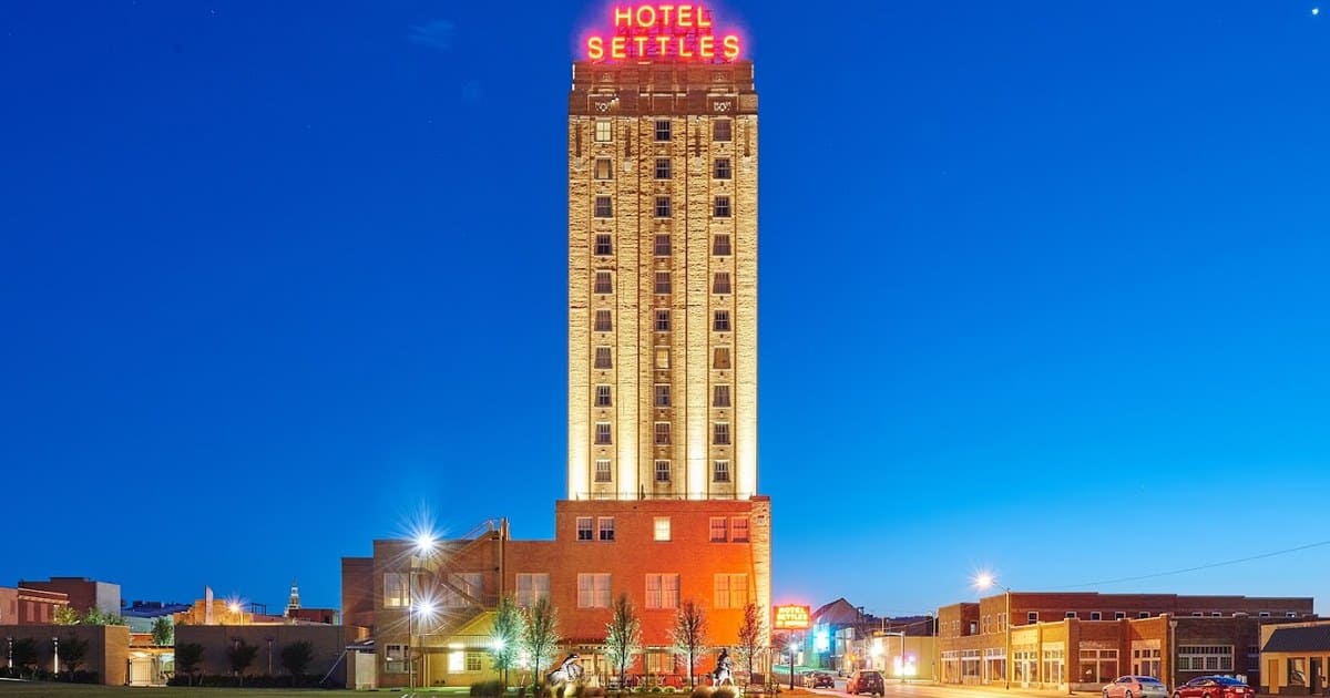 This Grand West Texas Hotel Has Guarded Its 1930s Glamour for Nearly a Century