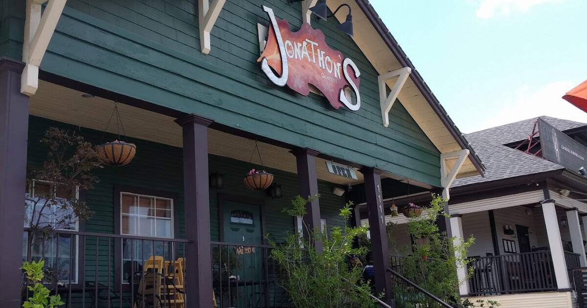 This Cozy Texas Diner Is Serving the Kind of Chicken Fried Steak You Plan a Morning Around