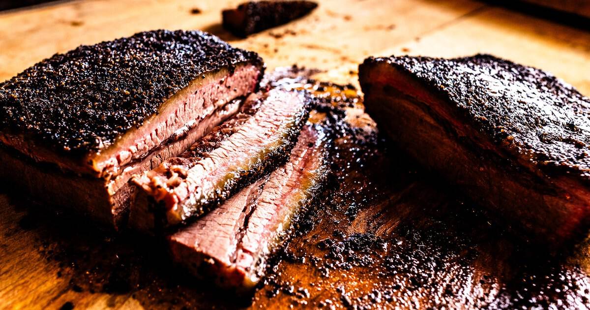 This Legendary Texas Smokehouse Earned a Michelin Star, and Its Peppery Brisket Is Exactly Why