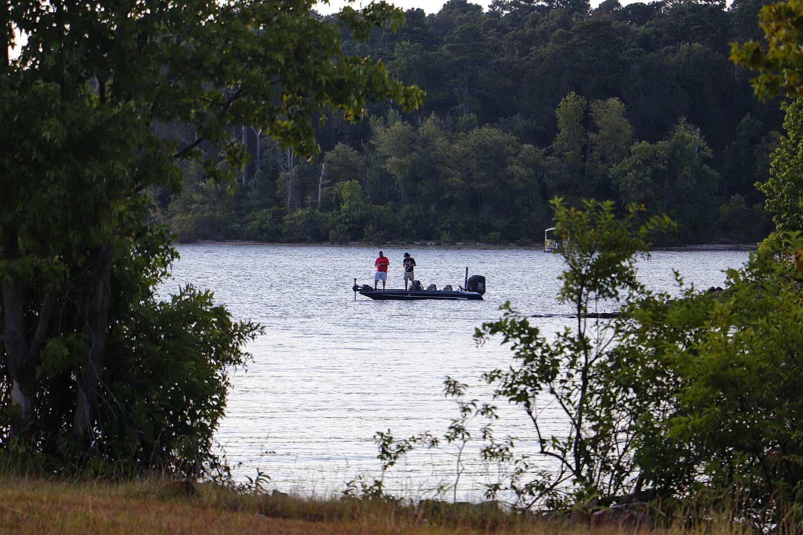 Anglers fishing from a bass boat on Lake O' the Pines in East Texas