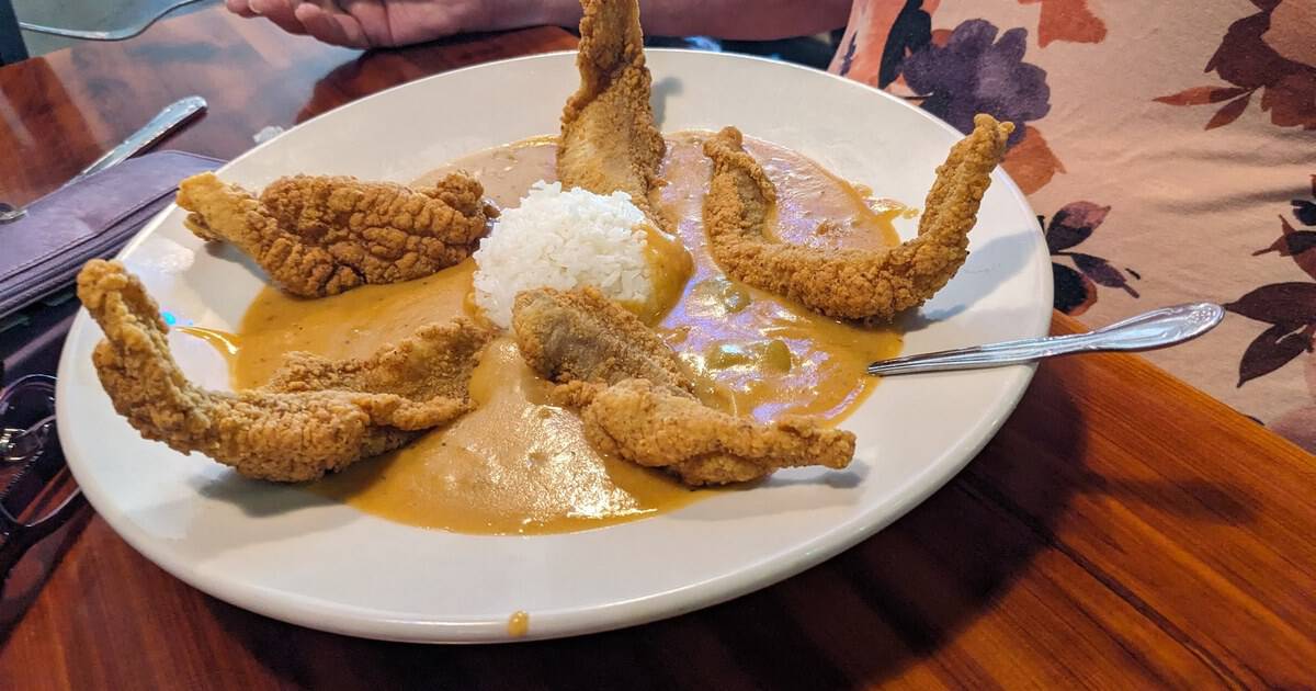 This Unassuming Texas Cafe Fries Golden Frog Legs Worth Crossing the State For