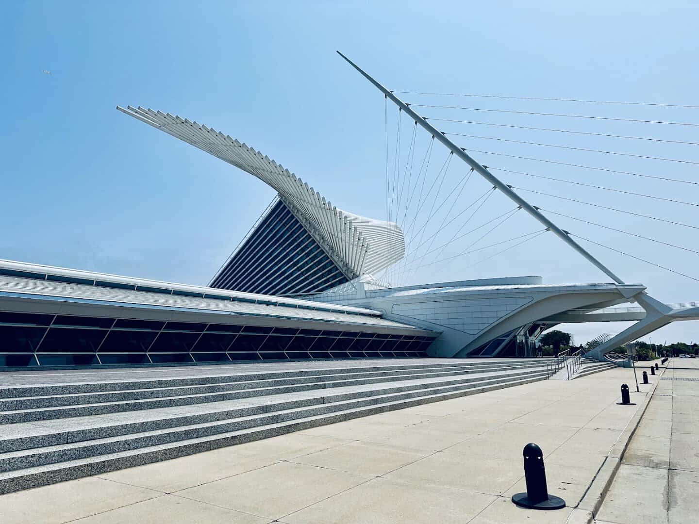 The Calatrava wings of the Milwaukee Art Museum on Lake Michigan in Milwaukee, Wisconsin