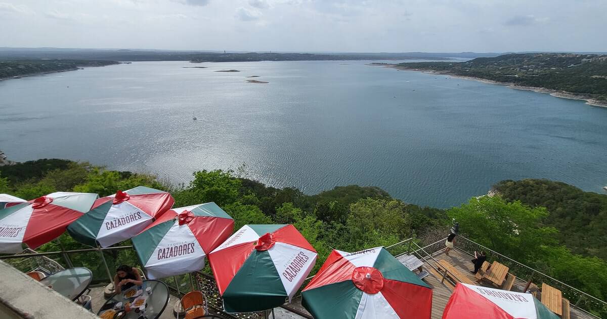 This Cliffside Texas Restaurant Is Perched 450 Feet Above the Water With the Most Jaw-Dropping Sunset View in the State
