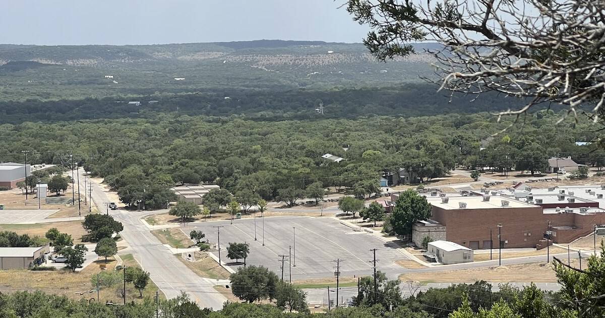 This Short Texas Climb Is Just 218 Steps to One of the Most Incredible Views in the Hill Country