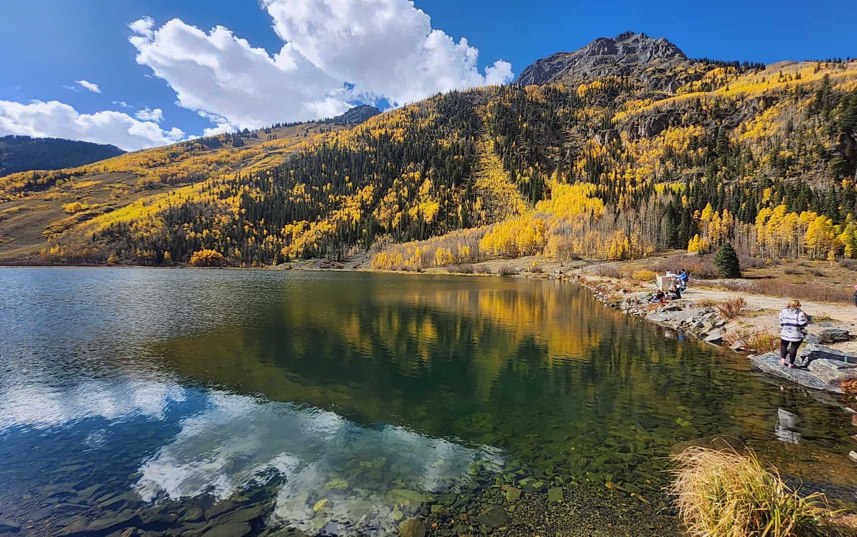 Alpine lake and golden aspens along the San Juan Skyway near Ouray, Colorado