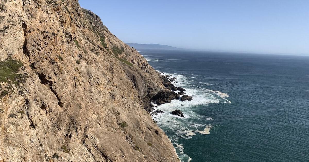 10 Pacific Coast Road Trip Stops Worth the Detour
