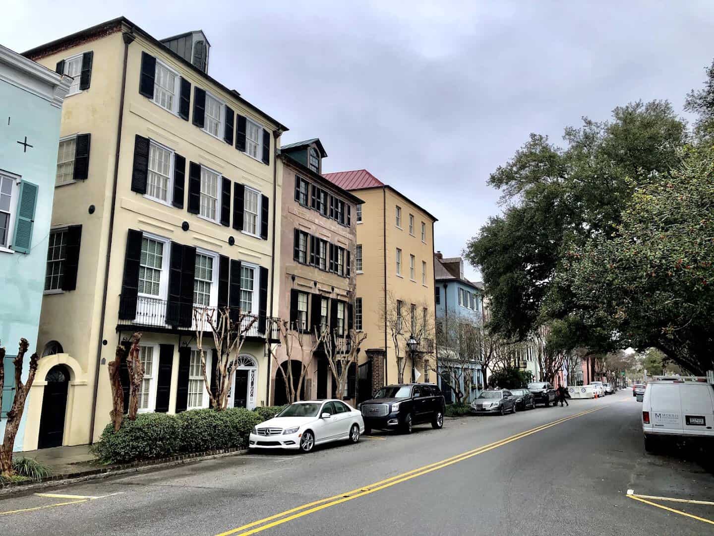 The colorful historic houses of Rainbow Row in Charleston, South Carolina
