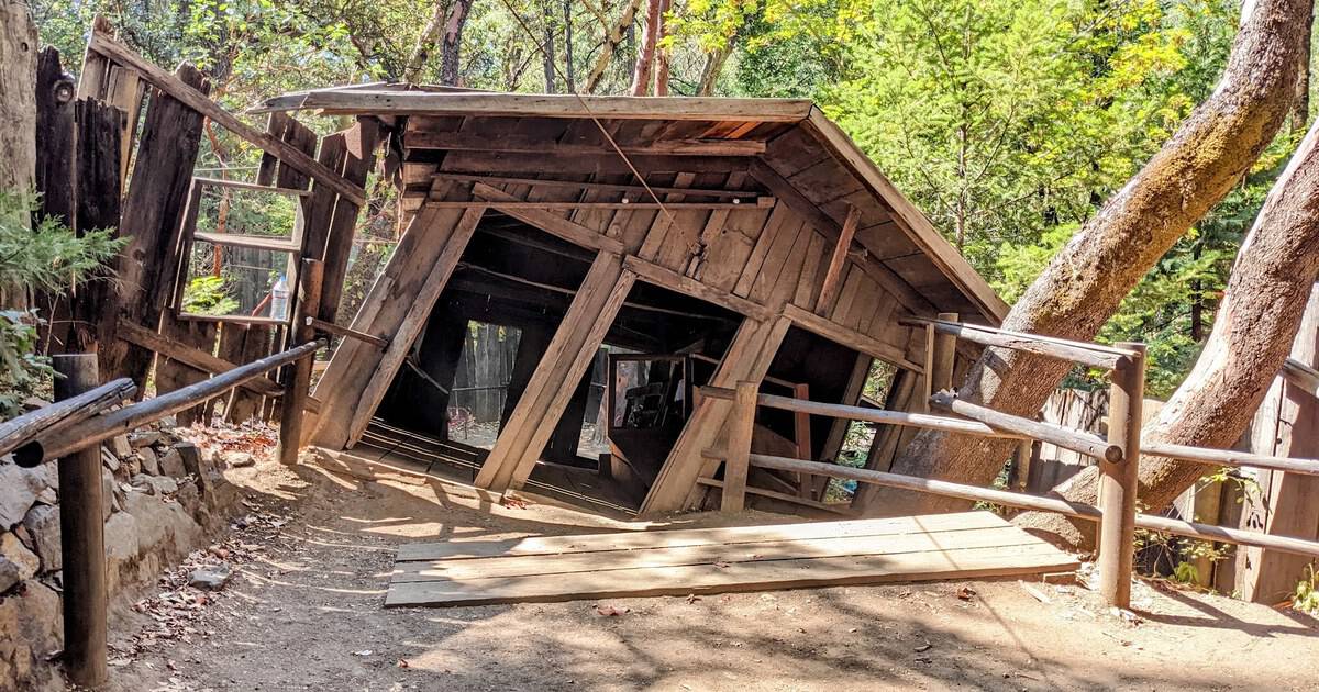 10 Legendary Roadside Mysteries Across the USA