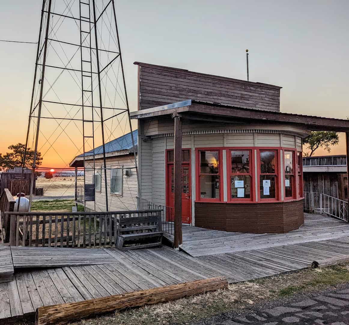 Old water tower and storefront at Shaniko ghost town, Oregon