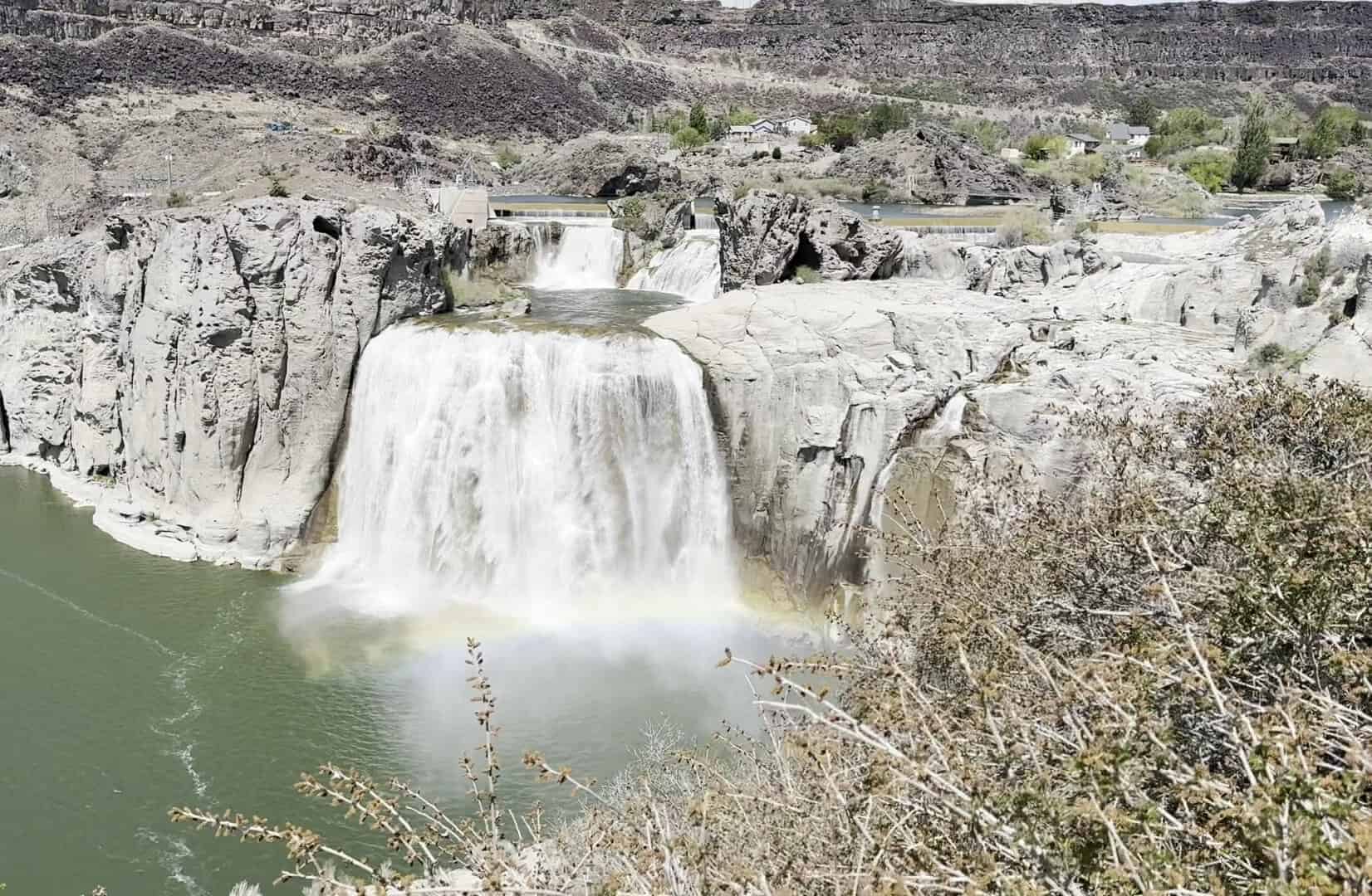 Shoshone Falls with a rainbow on the Snake River, Idaho