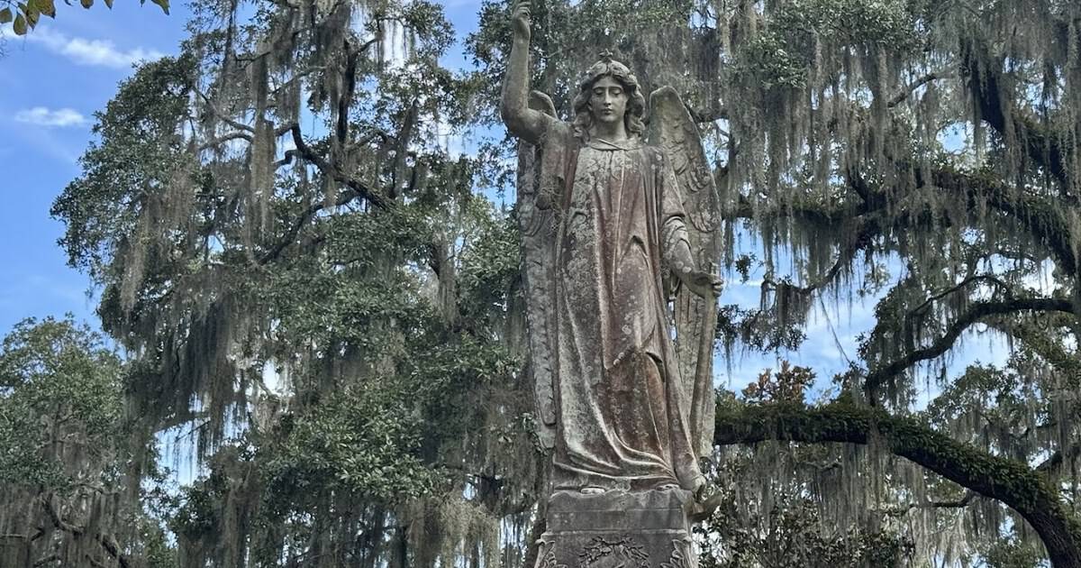 12 Spooky Cemeteries in America Worth a Visit