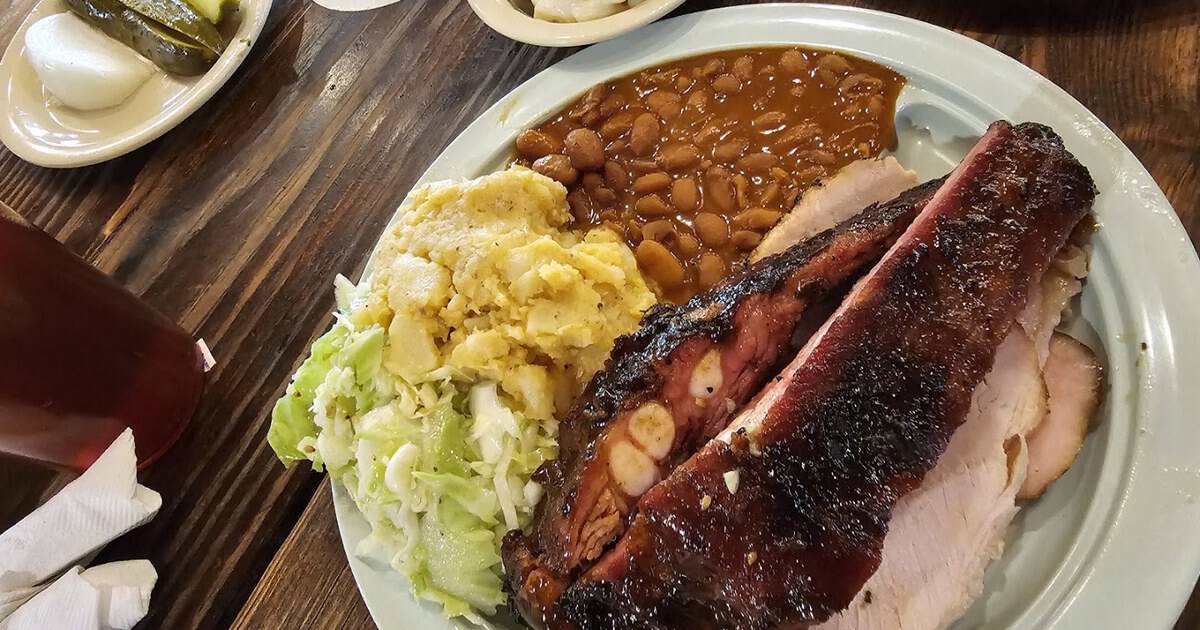 These Endless Texas Buffets Serve Southern Feasts Worth Loosening Your Belt For