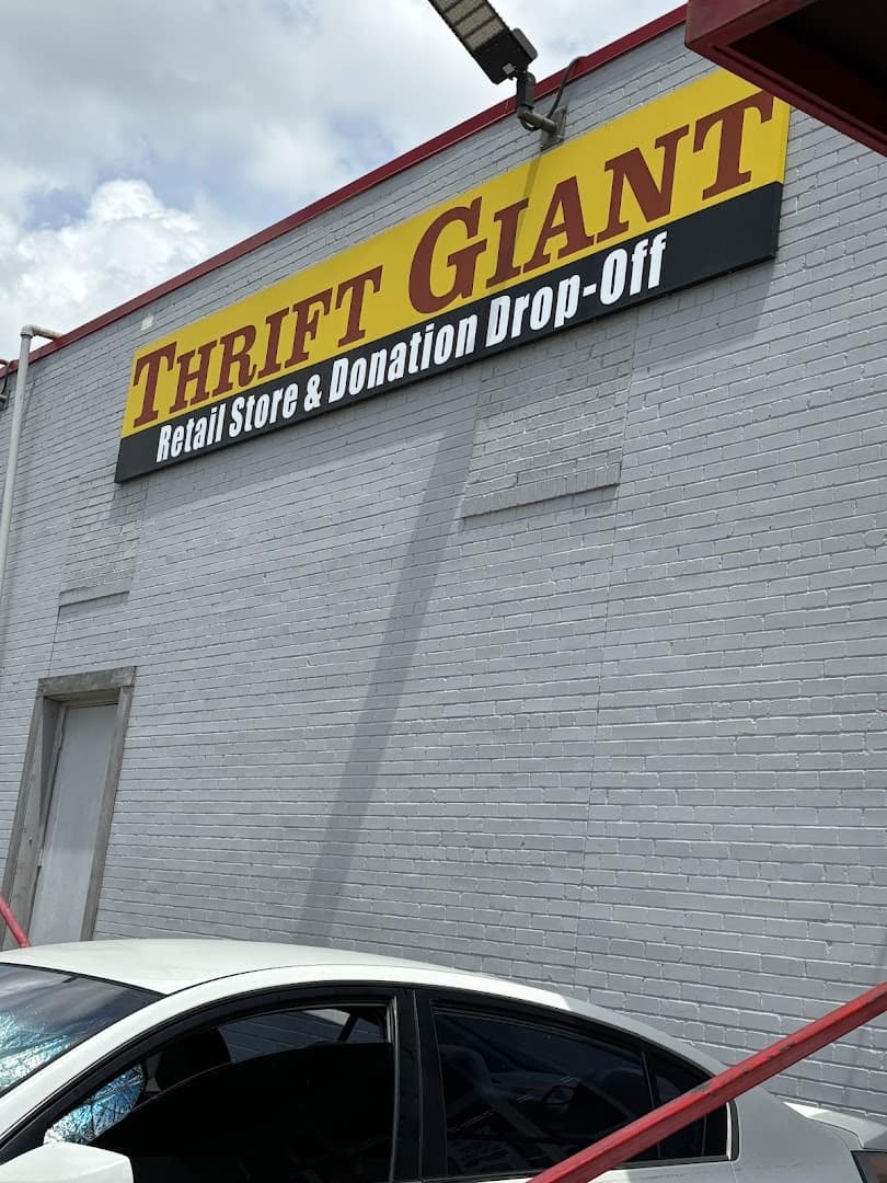Thrift Giant retail store and donation drop-off sign in Dallas