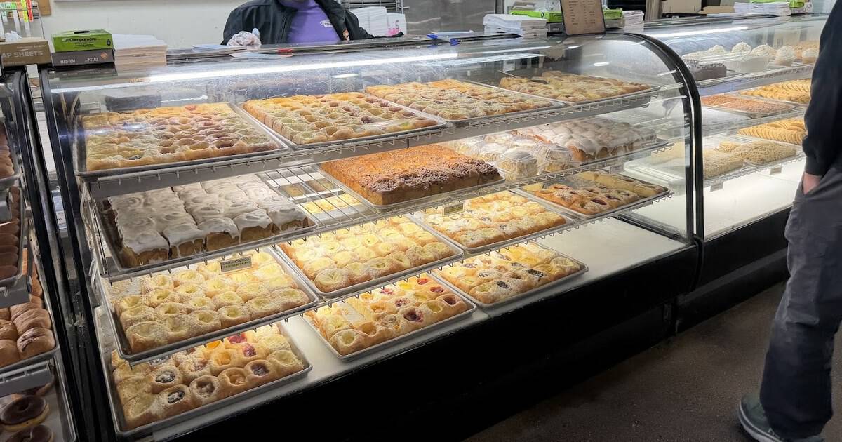 This Roadside Texas Bakery Makes Fruit Kolaches Worth the Whole Drive