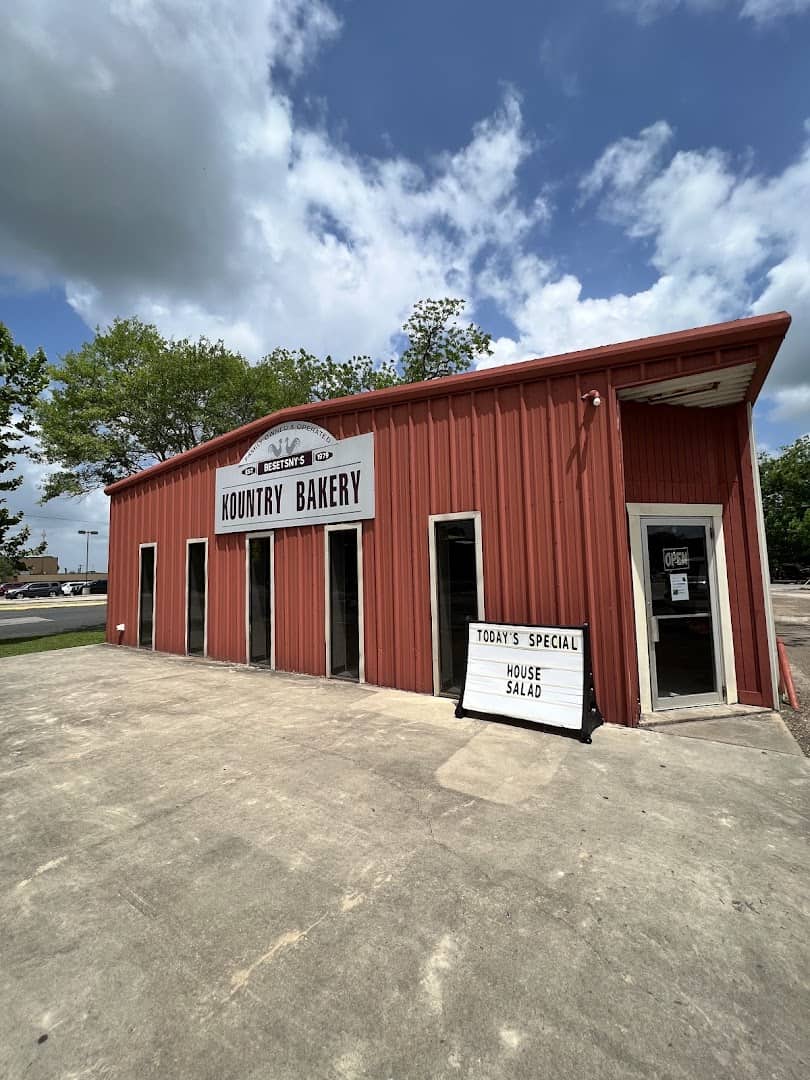Kountry Bakery storefront and sign in Weimar, Texas