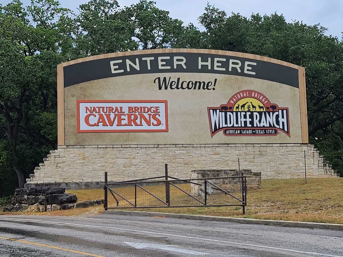 Welcome sign at the entrance to Natural Bridge Caverns near San Antonio